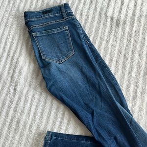 “Kut from the Kloth” size 4 skinny blue jeans